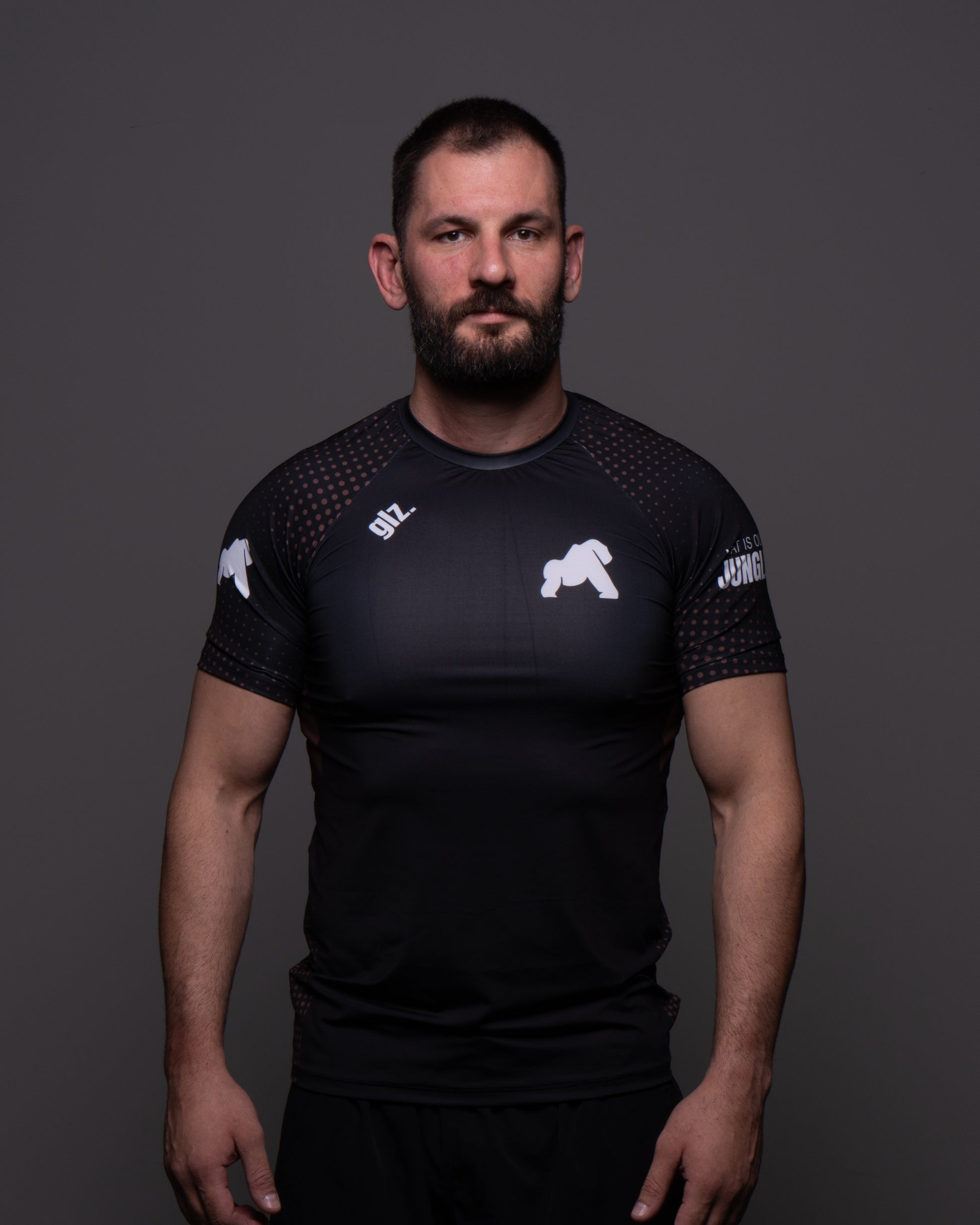 Rash Guard Competition Marrom Gorilaz — Detalhe sublimado