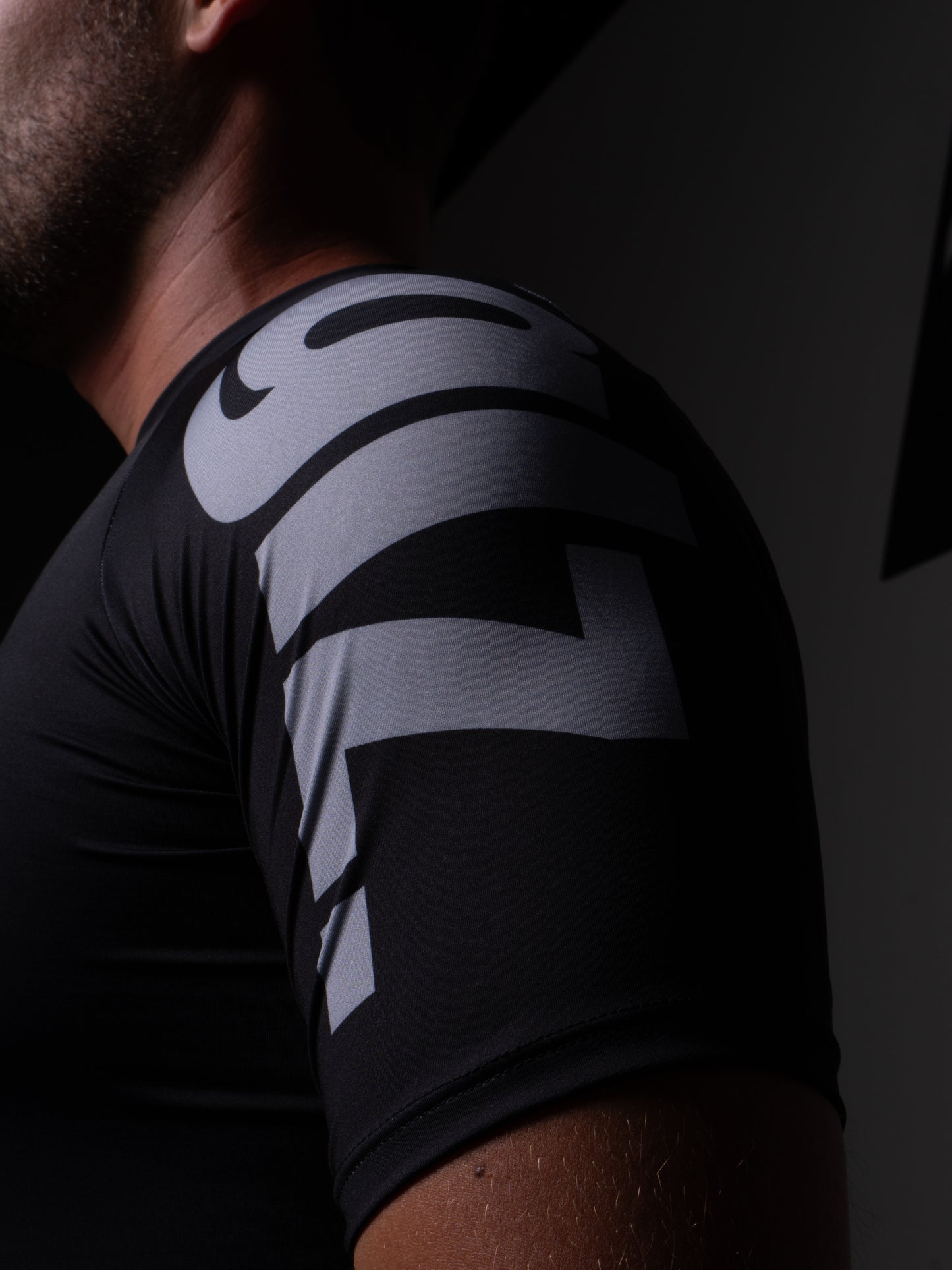 Rash Guard Gorilaz Classic Manga Curta